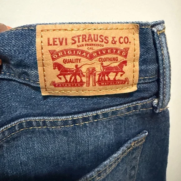 Levi's Blue Denim Mini Skirt with Back Pockets US 28 - Picture 3 of 6